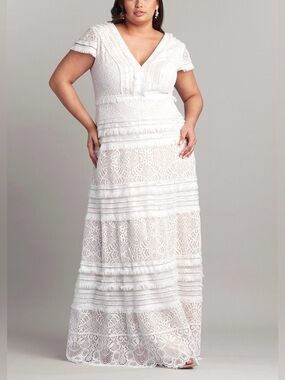 Tadashi Shoji Nisa Lace and Fringe Dress NWT Size 18